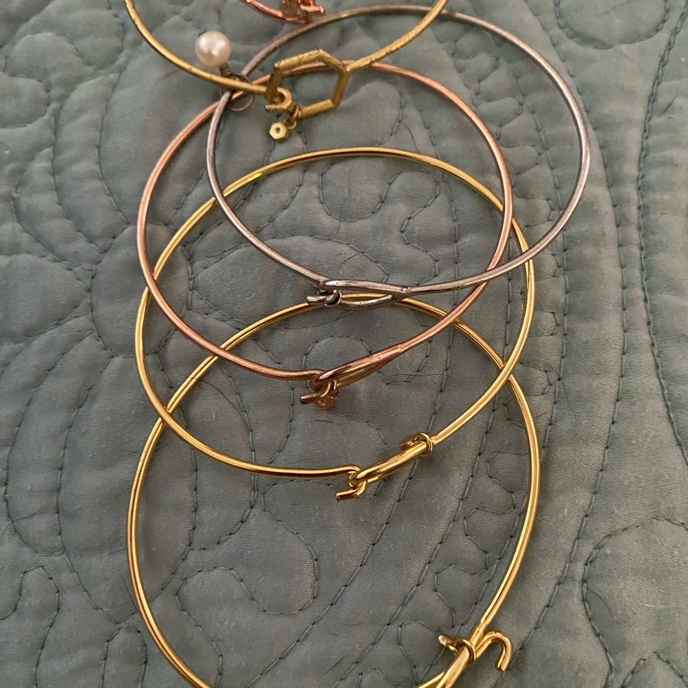 Origami Owl 7 Gold and Silver and rose gold  bangles with charms